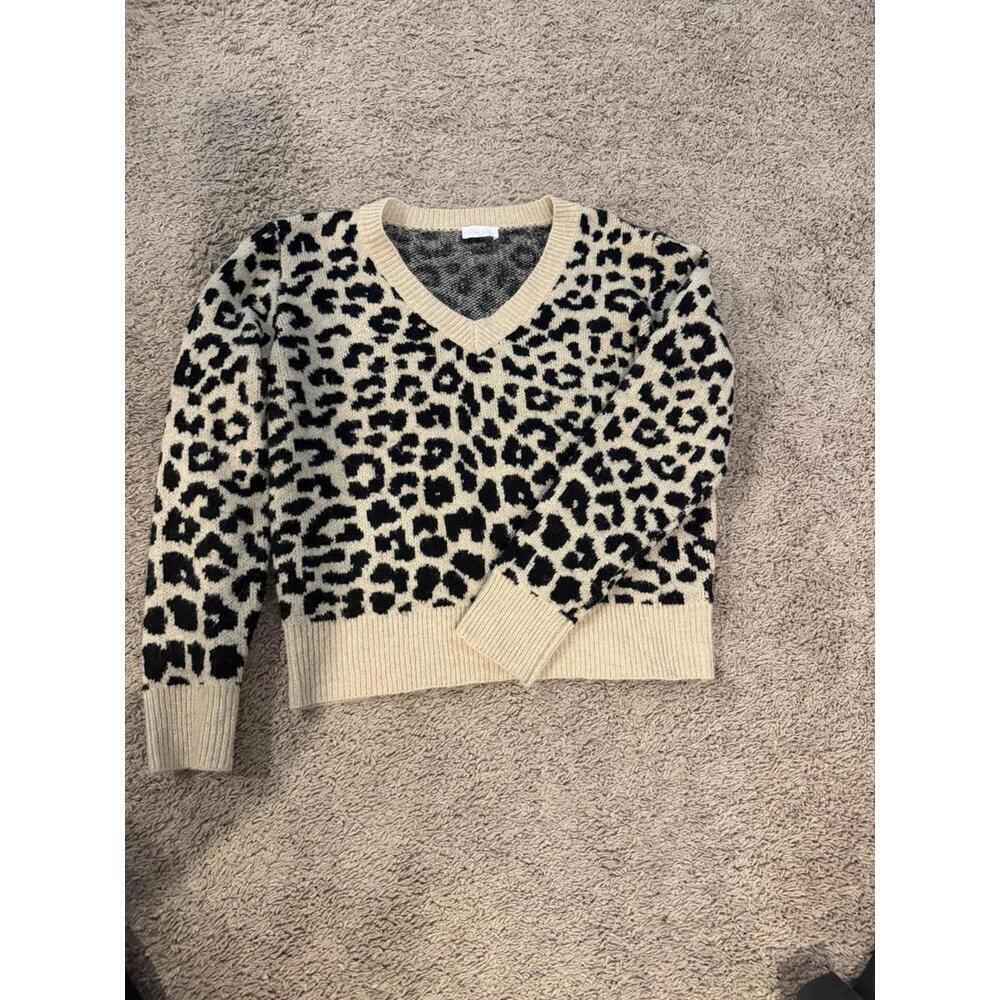 Pink Lily Womens Leopard Print Knit Sweater Cream Brown Vneck Long Sleeve animal